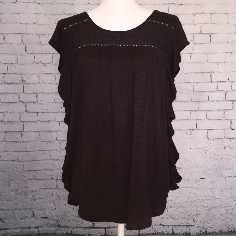 RXB Ruffled Side Cap Sleeve Black Top Size Medium